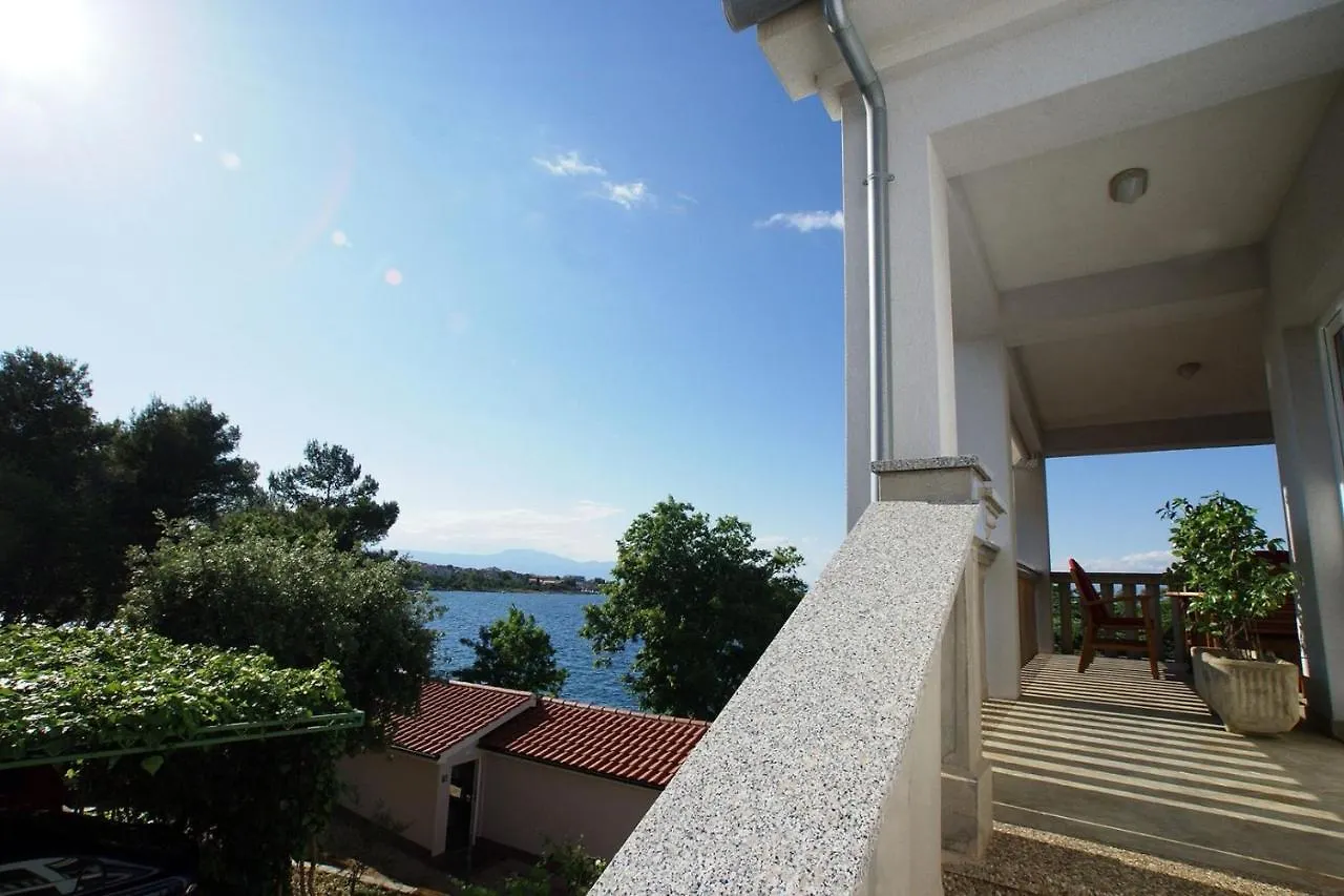 Apartment Andrina Vantacici