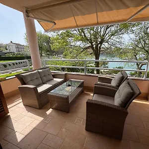 Neda -vantacici Malinska Apartman